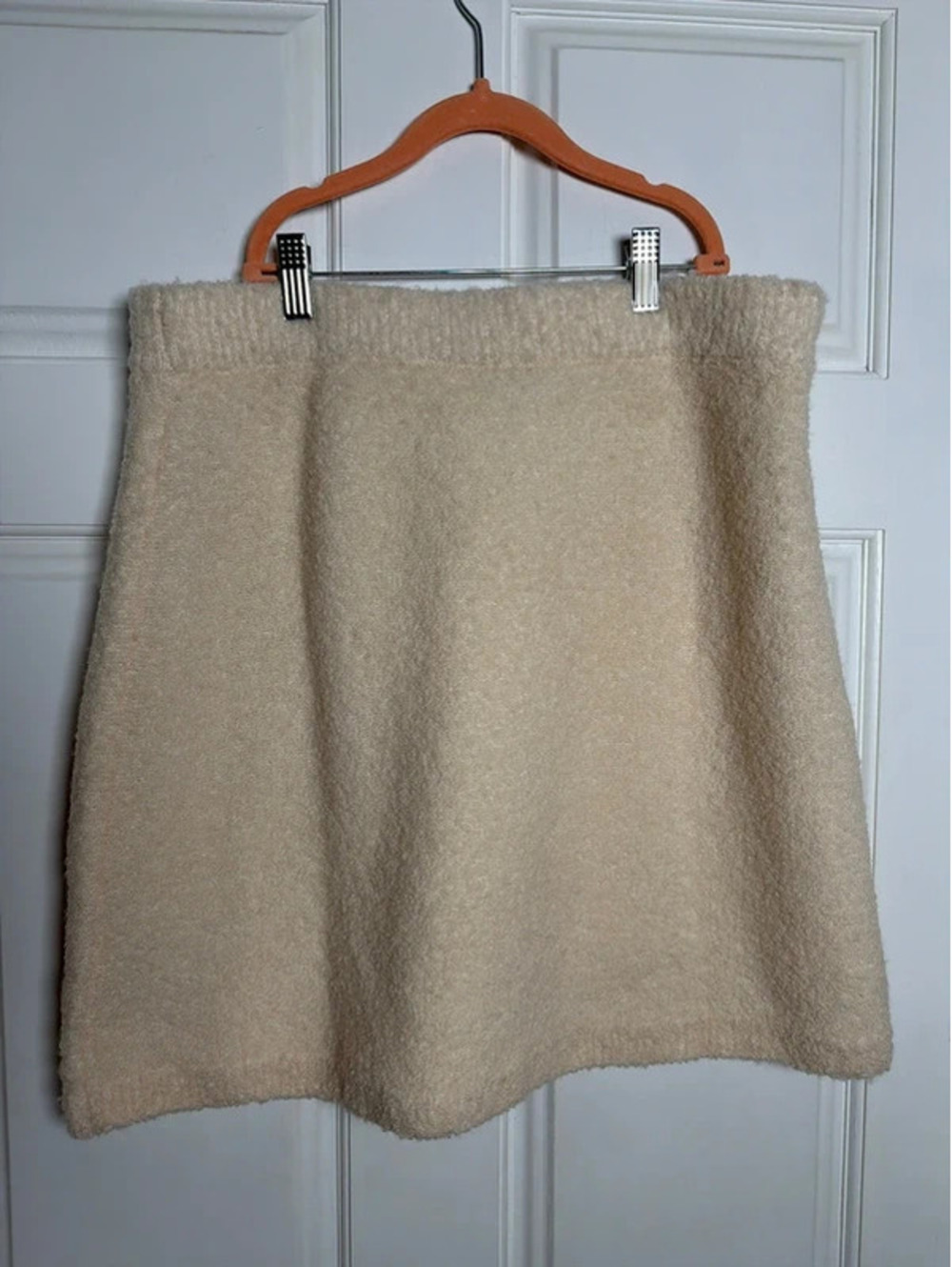 Cream Boucle Skirt Sherpa Like Large Cozy Winter Snow Bunny